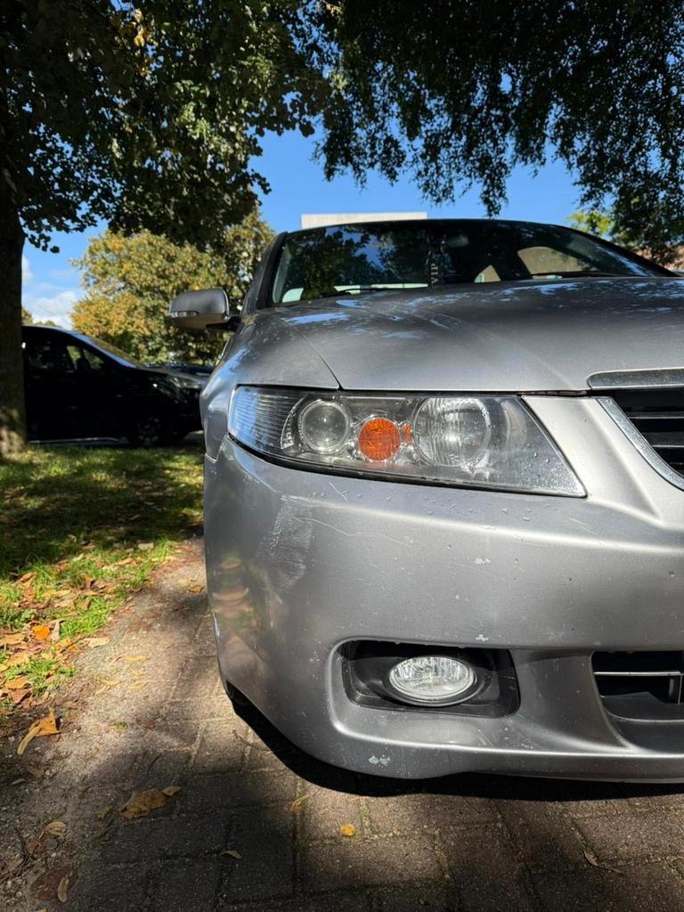 Honda Accord 2.0 I Sedan Comfort AUT 2004 Grijs, Auto's, 1998 cc, 4 cilinders, Origineel Nederlands, 155 pk