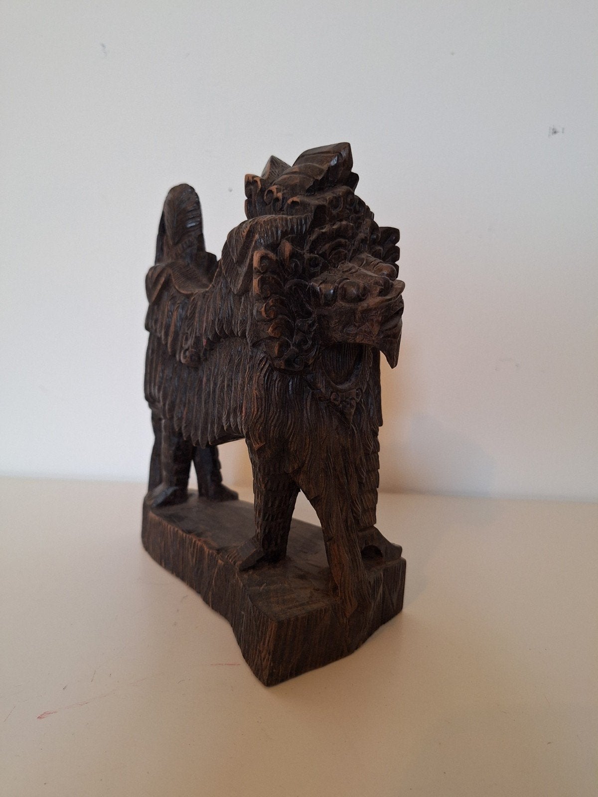 Uniek handgesneden houten beeld van een draak, Antiek en Kunst, Kunst | Beelden en Houtsnijwerken, Ophalen, Overige onderwerpen