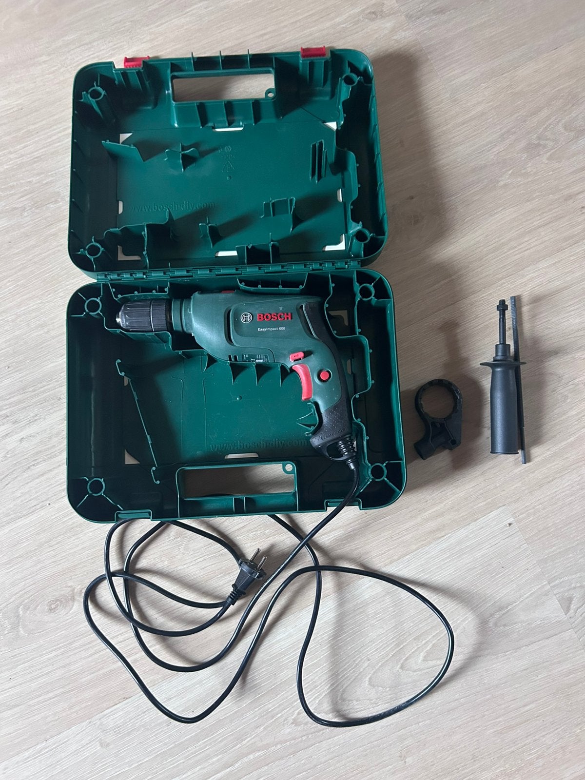 Bosch Easyimpact 600, Ophalen of Verzenden, Zo goed als nieuw, Boormachine