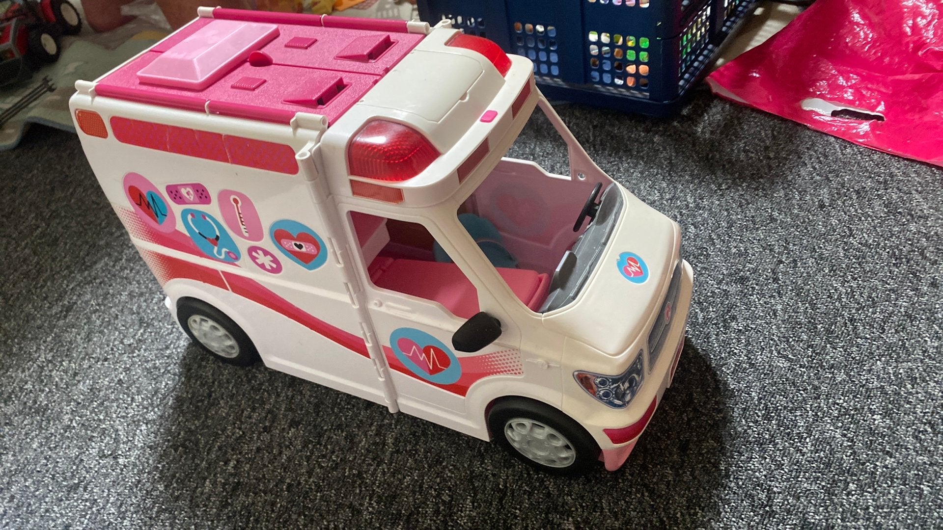 Barbie ziekenhuiswagen met geluid, Ophalen, Zo goed als nieuw, Overige merken