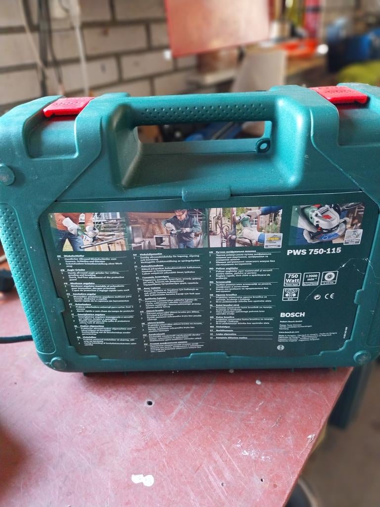 Bosch PWS 750-115 Haakse Slijpmachine in Koffer, Doe-het-zelf en Verbouw, Gereedschap | Slijpmachines, Ophalen of Verzenden