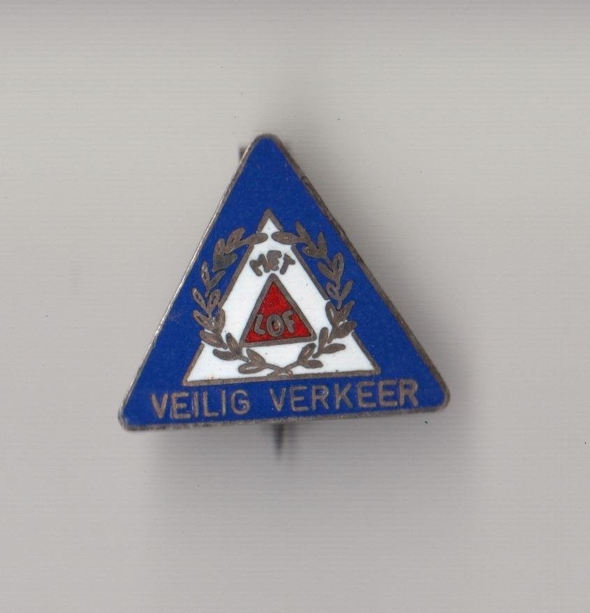 VVN Veilig Verkeer Nederland Met lof broche, Gebruikt, Niet vindbaar, Niet vindbaar, Speldje of Pin