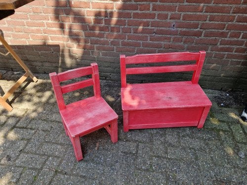 kinderstoel en klepbankje roze rood, Ophalen of Verzenden, 'T Olde Gre-j, Info@toldegrej.nl, Endepoelstraat 20f Didam