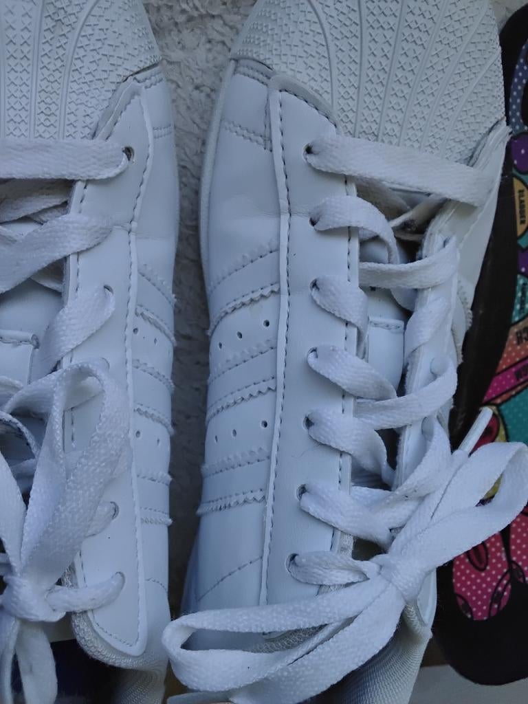 ADIDAS SNEAKERS  40, Ophalen of Verzenden, Zo goed als nieuw, Overige typen, Adidas
