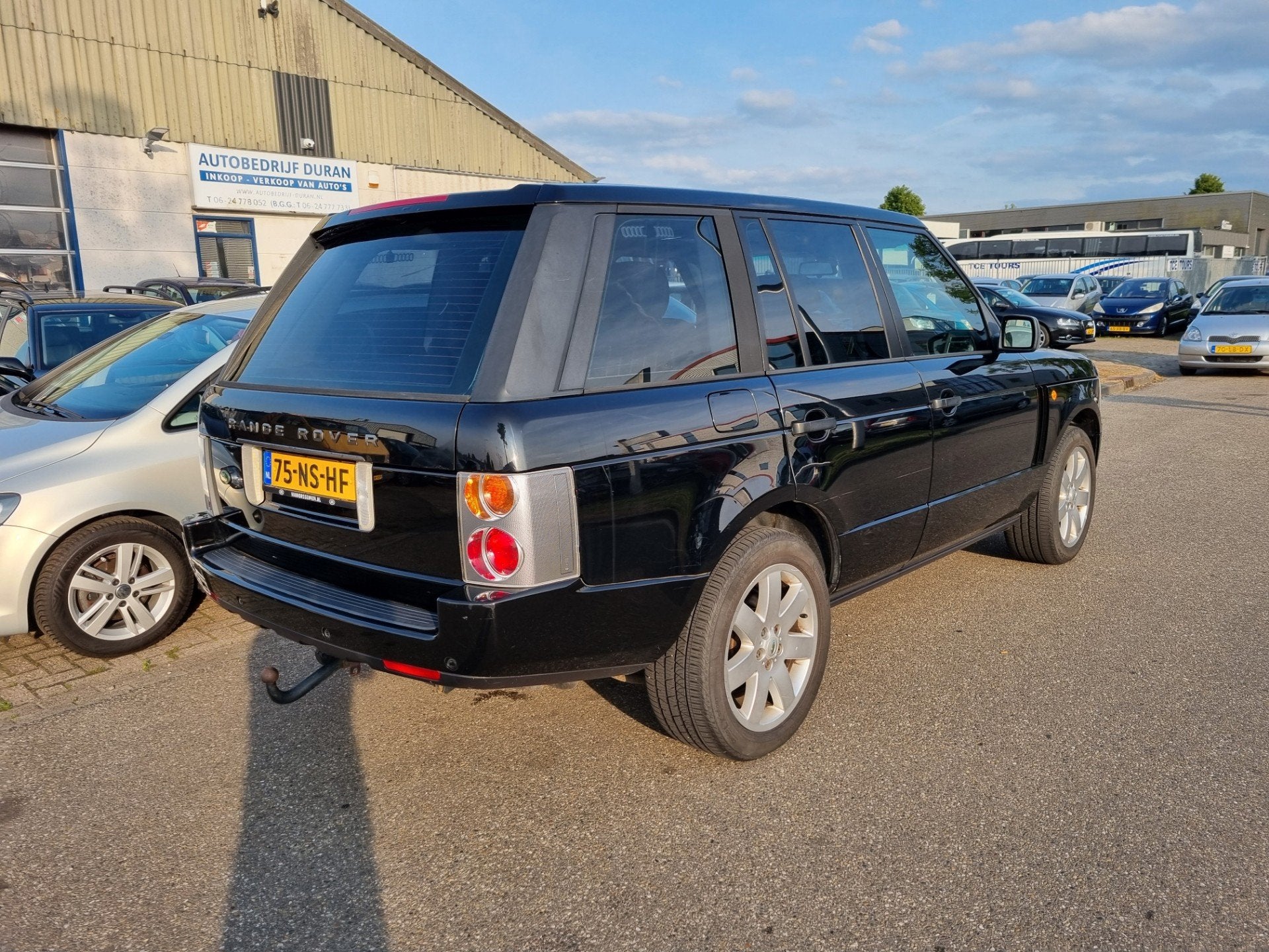 Land Rover Range Rover 4.4 V8 Vogue automaat NAV.+ Clima Bj:, Auto's, Automaat, 8 cilinders, Bi-Xenon koplampen, Zwart