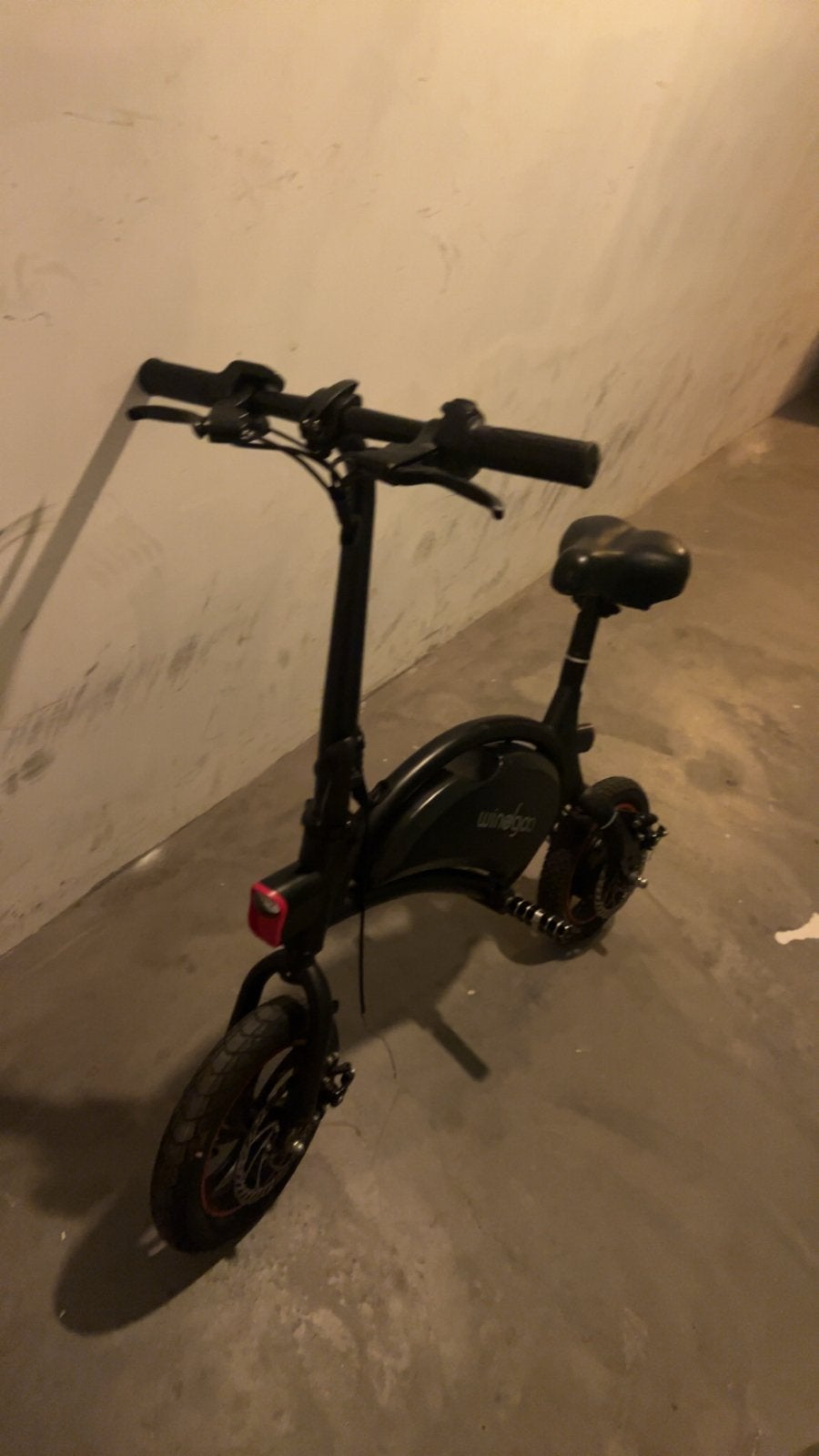 Windgoo B3 E-bike - Remmen defect, geen lader, Fietsen en Brommers, Elektrische fietsen, Minder dan 30 km per accu, Gebruikt, Minder dan 47 cm