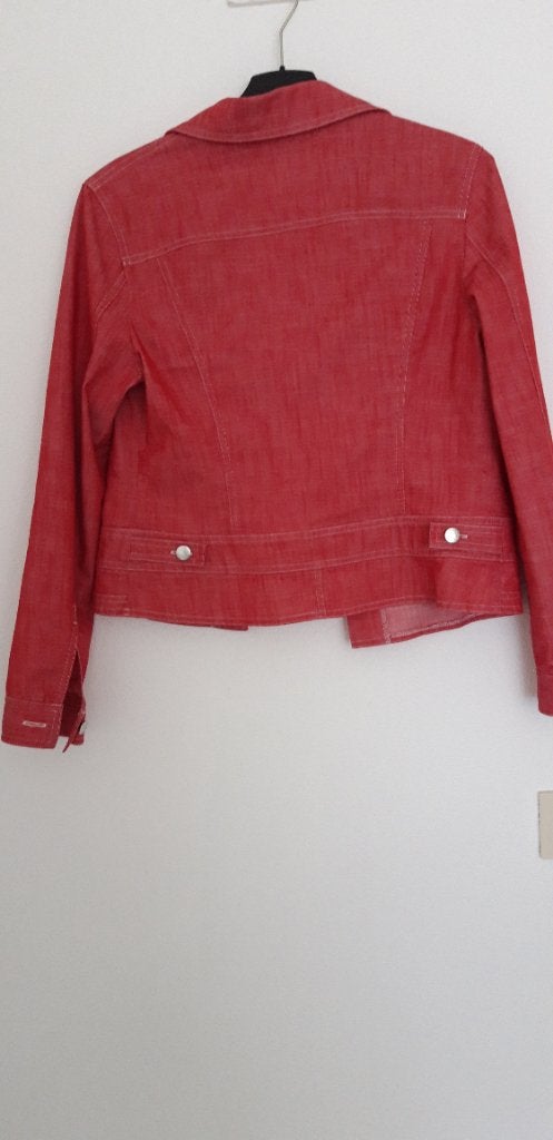 Rood spijkerjasje mt 38/40, Zo goed als nieuw, Jasje, Rood, Ophalen