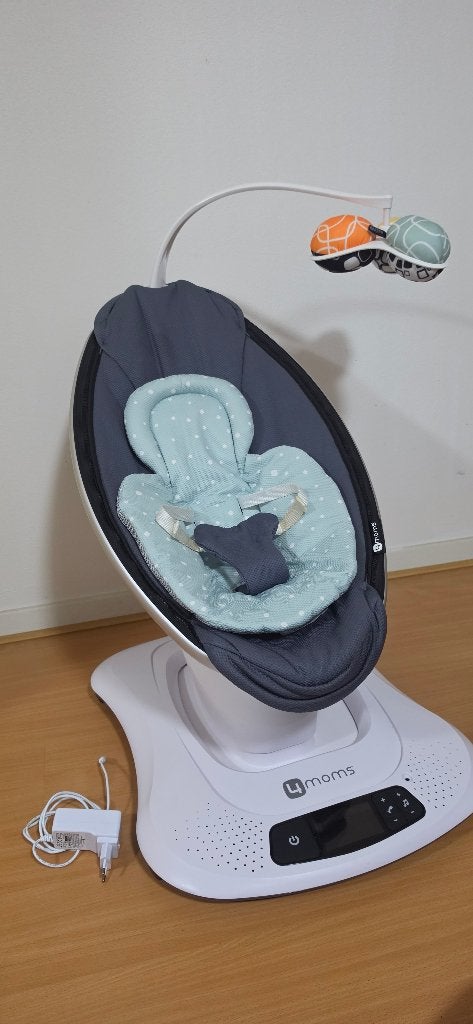4Moms MamaRoo 4 Cool Mesh, Schommelstoel, Met gordel(s) of riempje(s), Zo goed als nieuw, Ophalen