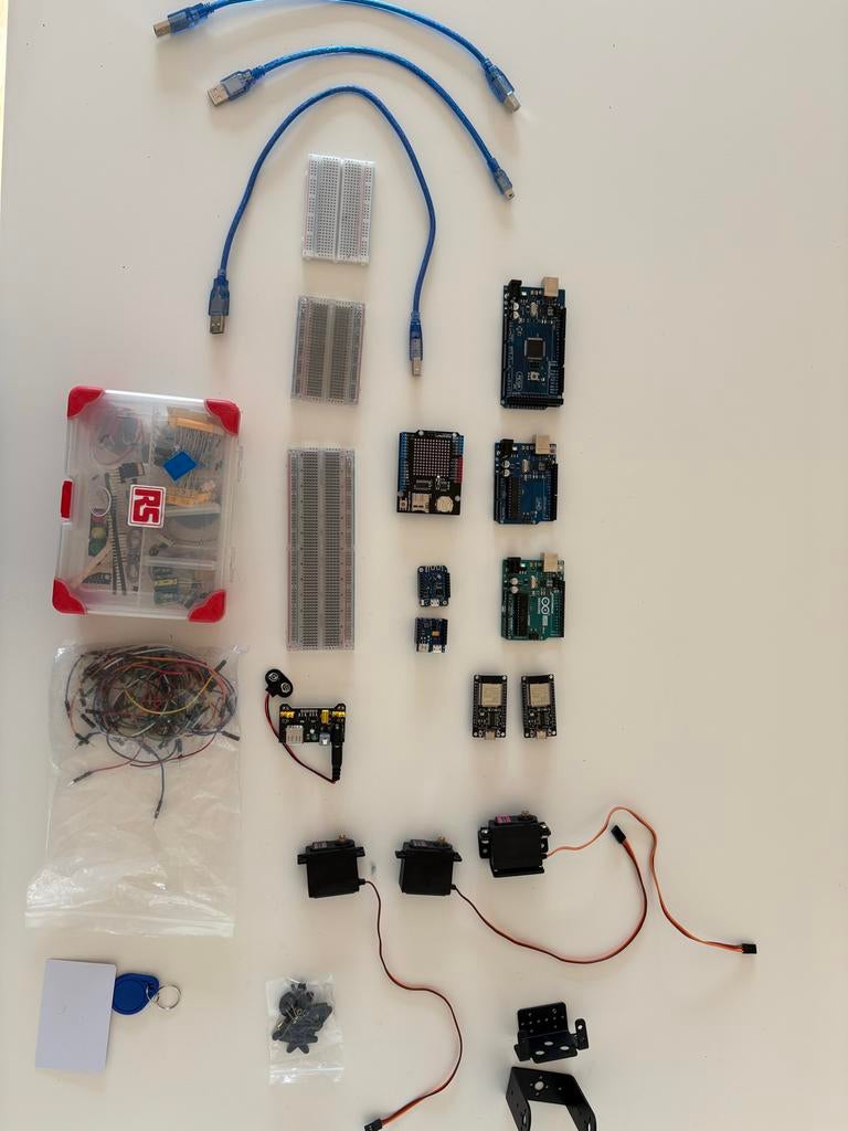 Arduino set met diverse onderdelen, Ophalen of Verzenden