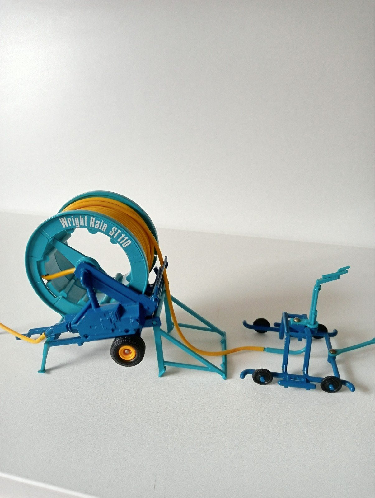 Britains Wright Rain ST 110 Beregeningshaspel Speelgoed, Hobby en Vrije tijd, Ophalen of Verzenden, Nieuw, Tractor of Landbouw