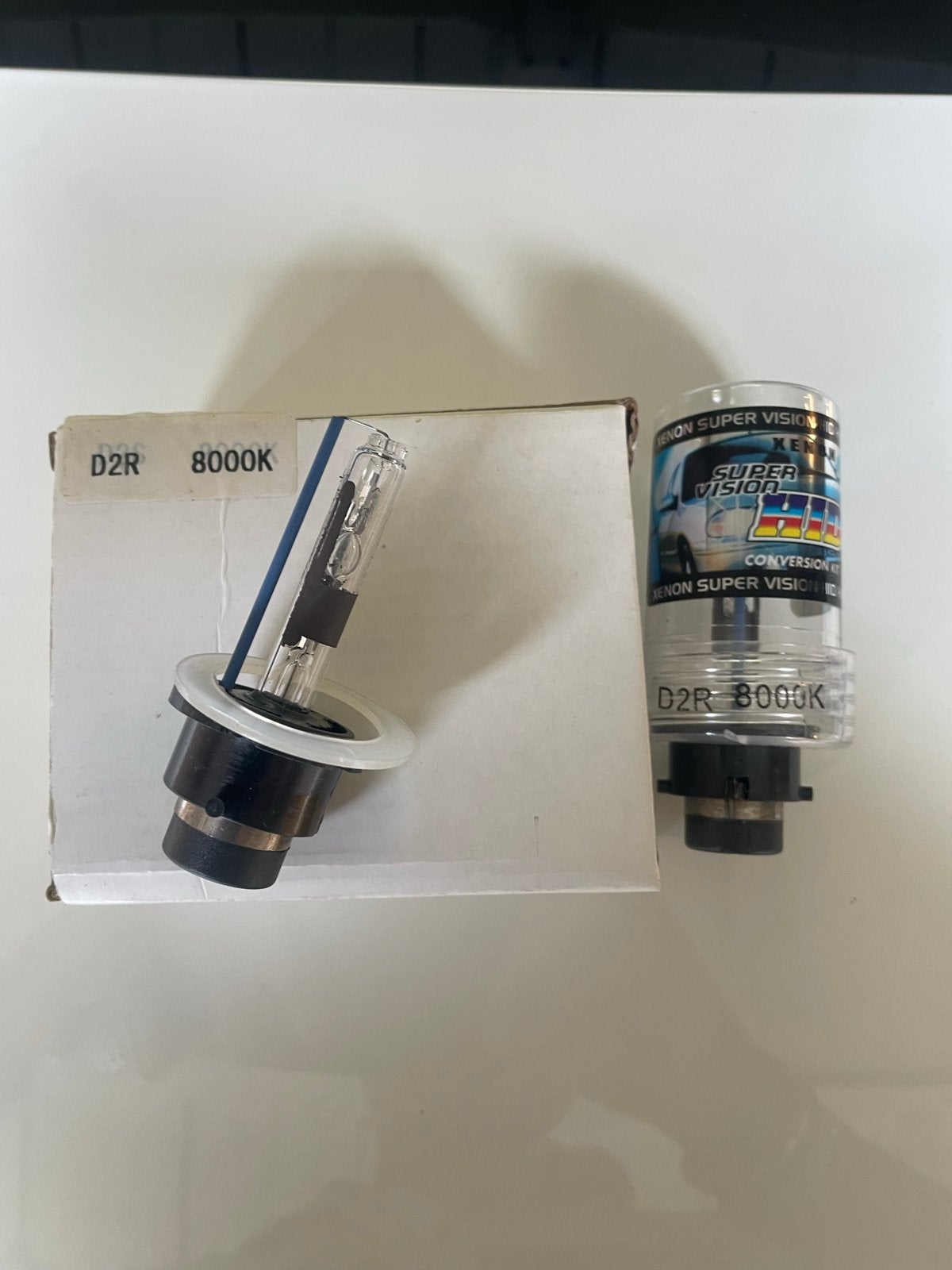 Xenon D2R lampen 8000K 12 volt, Ophalen of Verzenden, Nieuw, Universele onderdelen