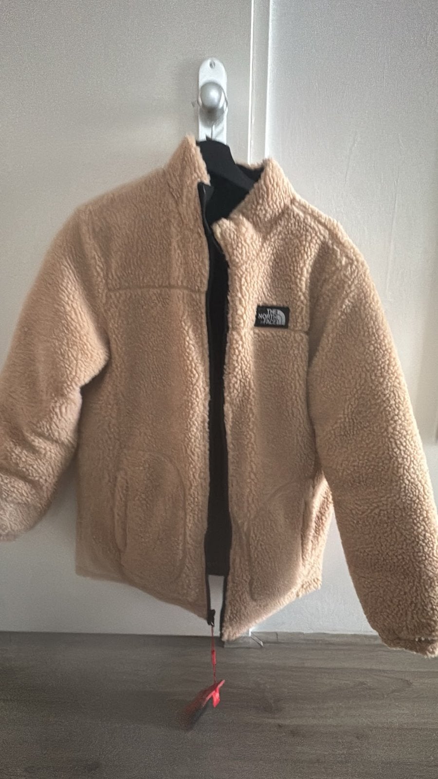 The North Face Reversible Sherpa Puffer Jacket - Nieuw, Ophalen of Verzenden, Nieuw, Maat 48/50 (M), Meerkleurig