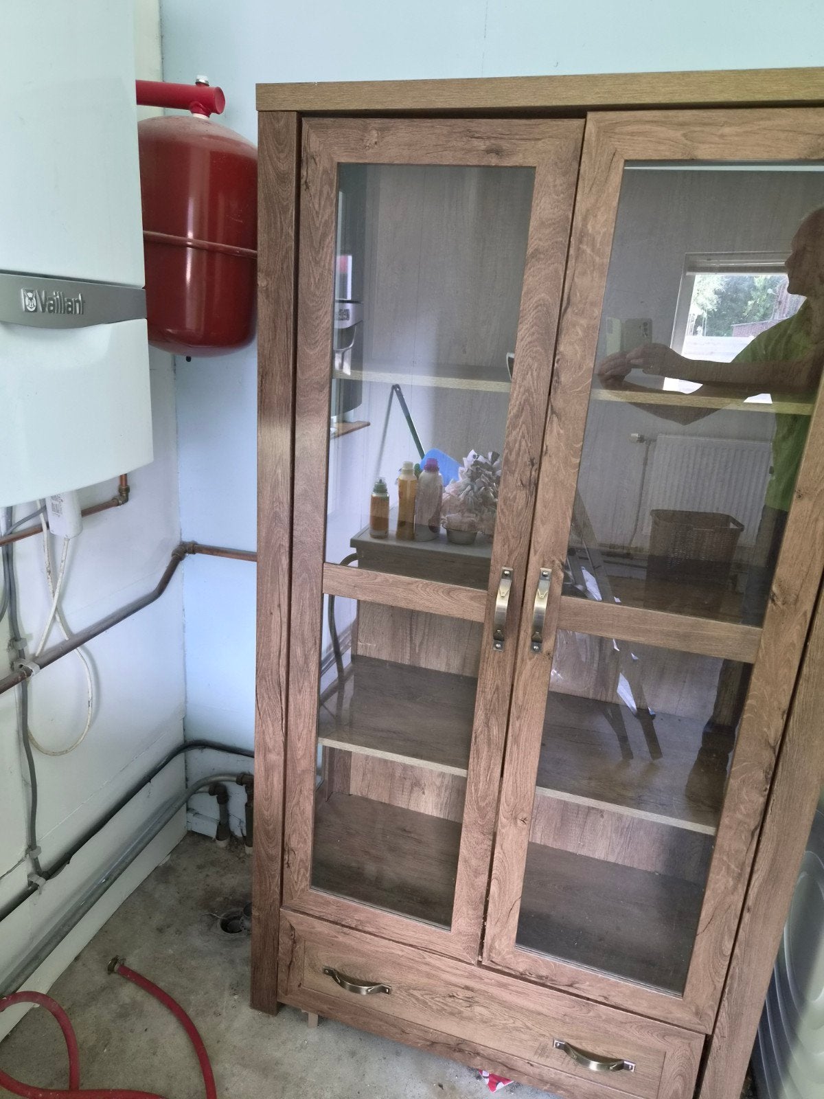 Gratis kast, Huis en Inrichting, Kasten | Vitrinekasten, Gebruikt, 200 cm of meer, 25 tot 50 cm, Ophalen