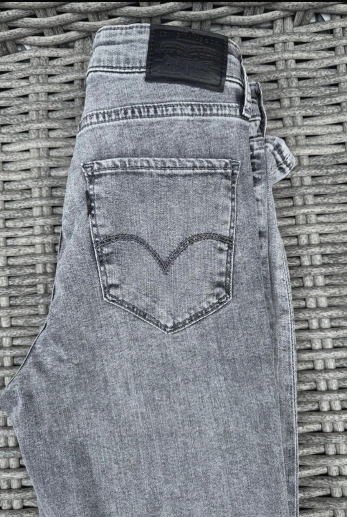 Levi’s, Kleding | Dames, Ophalen of Verzenden, Zo goed als nieuw, Blauw, W27 (confectie 34) of kleiner