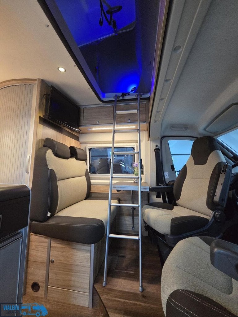 Hymer Yosemite 600 * 6 meter* Lengtebedden *Euro 6, Caravans en Kamperen, Buscamper of Camperbus, 6 tot 7 meter, Bedrijf, Hymer