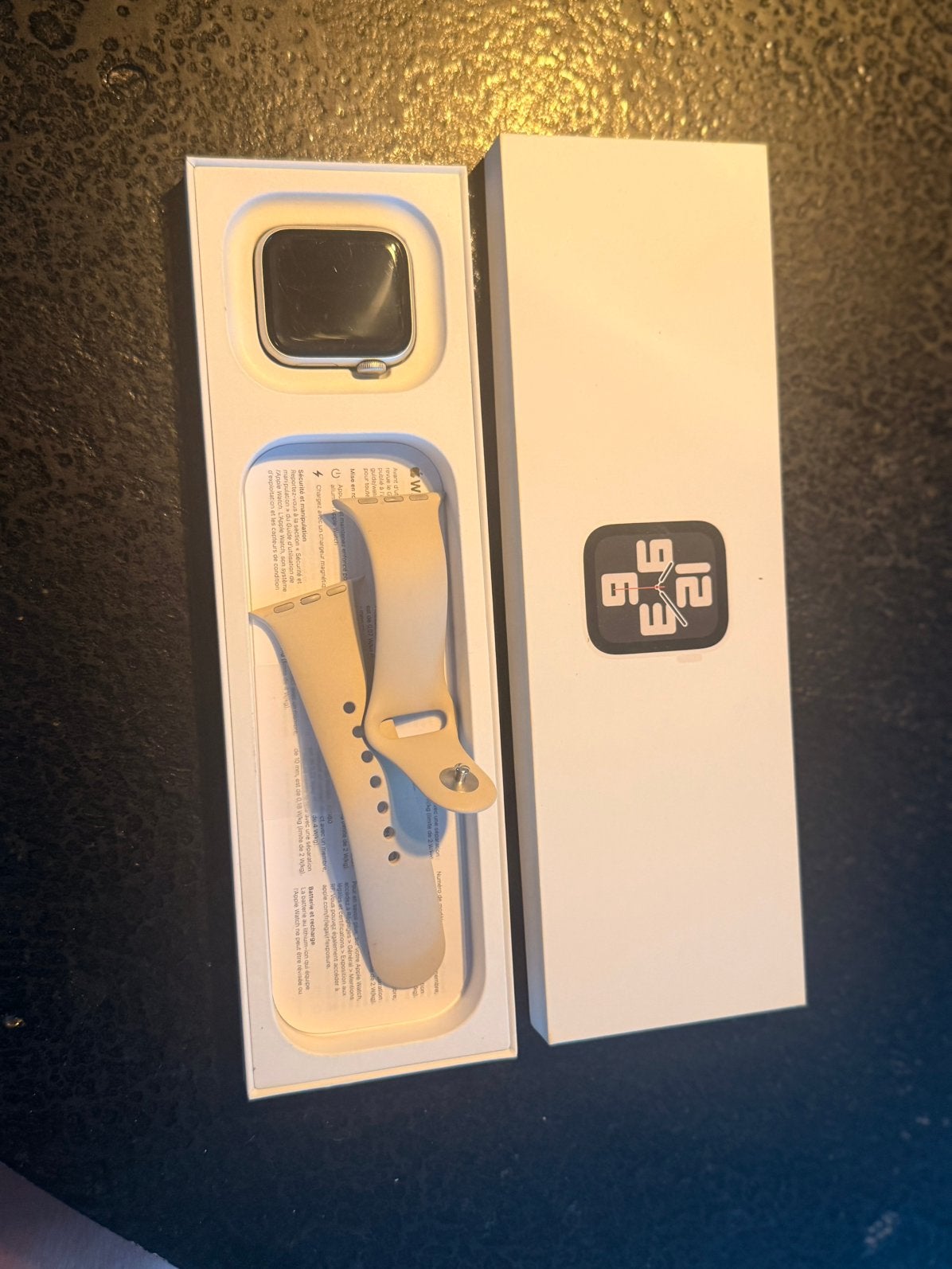 Apple Watch SE (2e gen) 40mm Starlight, Hartslag, Wit, IOS, Ophalen of Verzenden
