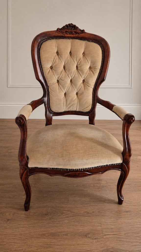 Elegante klassieke fauteuil | Louis Philippe stijl, Antiek en Kunst, Antiek | Meubels | Stoelen en Banken, Ophalen