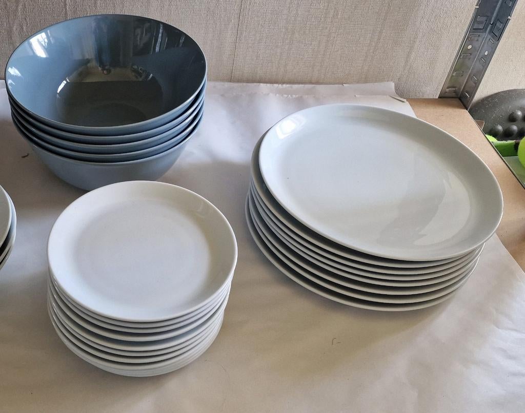 Divers ah vivo villeroy en boch porselein servies borden kom, Huis en Inrichting, Keuken | Servies, Ophalen of Verzenden, Zo goed als nieuw