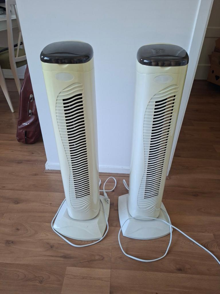 2 Witte torenventilator  - H 76 cm, voet 25 cm, toren 16 cm, Ophalen, Gebruikt, Torenventilator