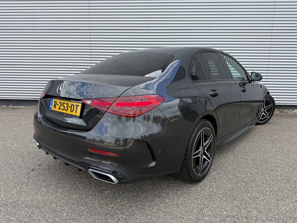 Mercedes-Benz C-Klasse 180 AMG Line NAP BTW Dealer OH Automa, Automaat, 1525 kg, Euro 6, 4 cilinders