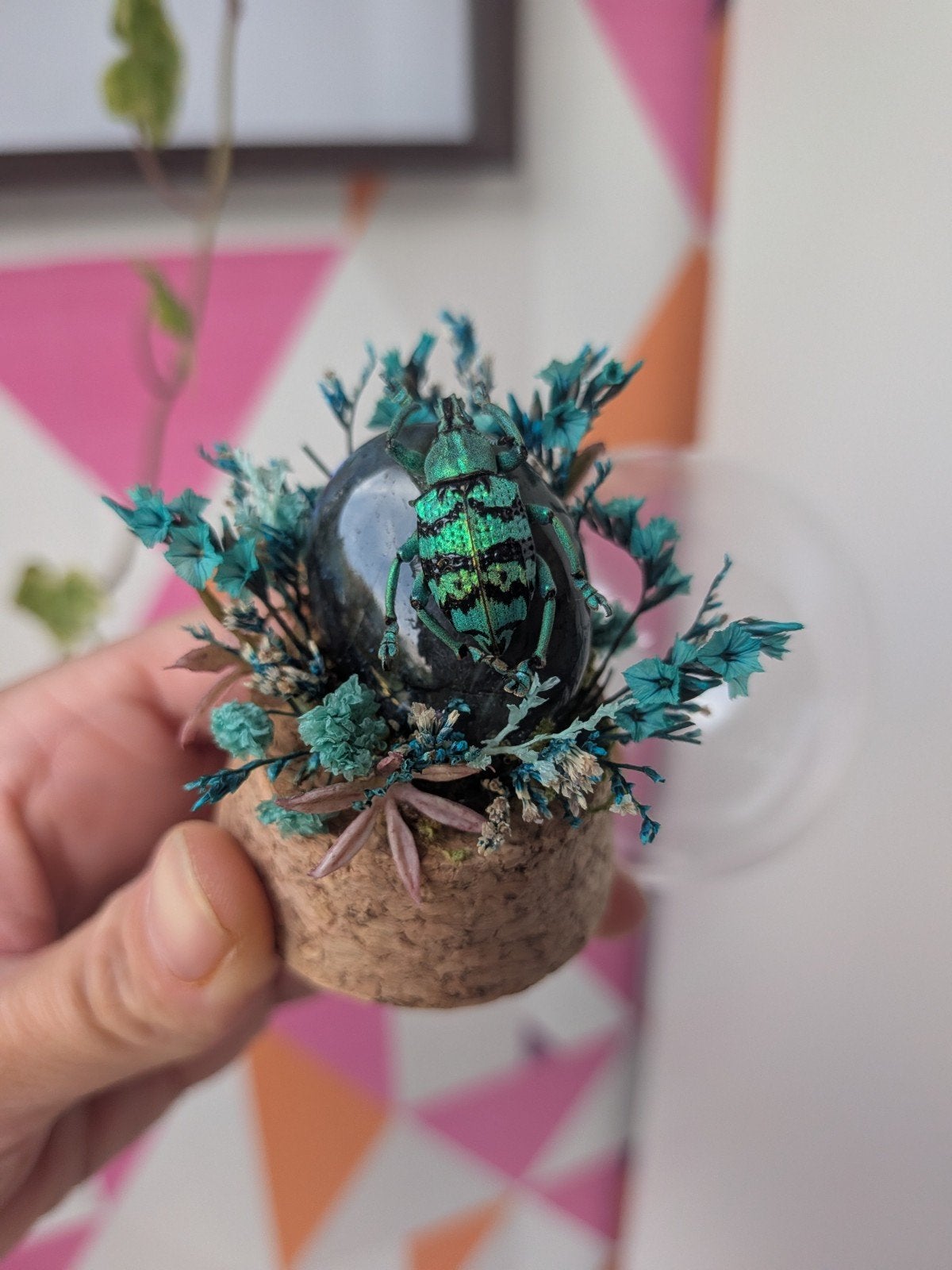 Labradoriet Edelsteen Kever in Mintgroen glazen bol, Sieraden, Tassen en Uiterlijk, Ophalen of Verzenden, Zo goed als nieuw