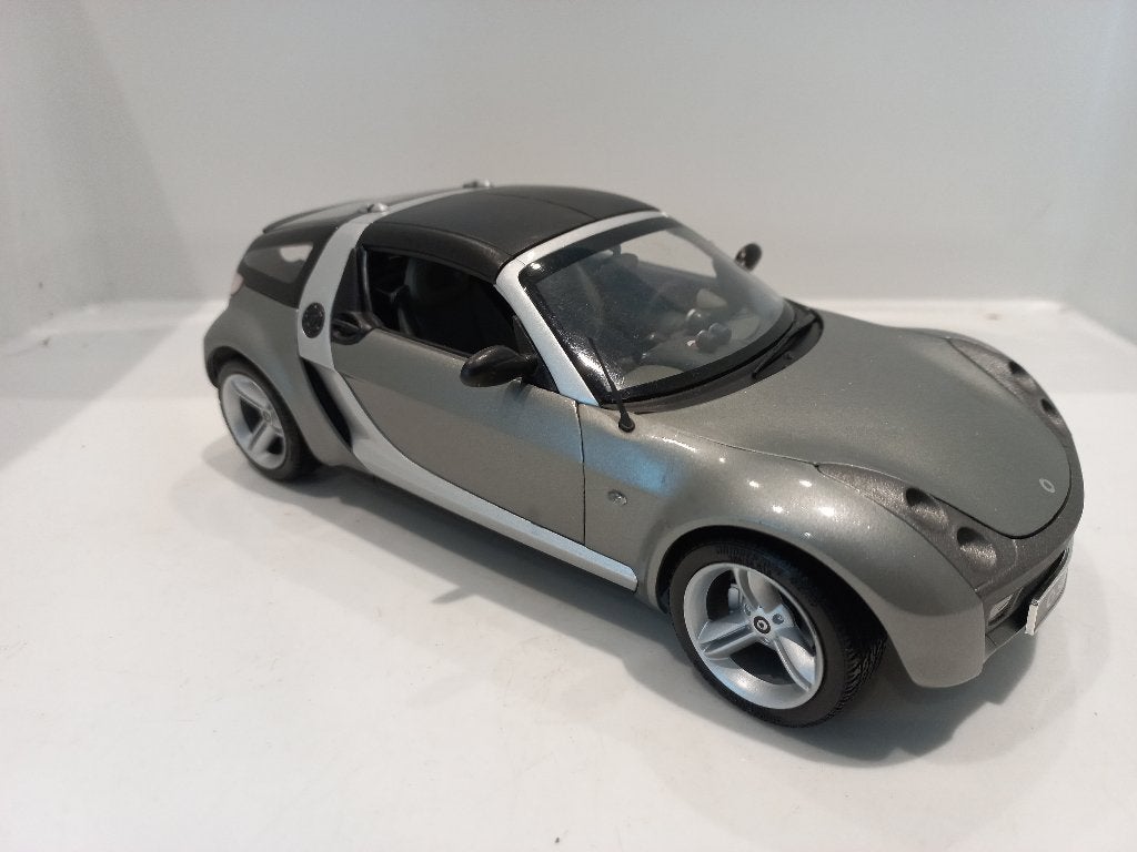 Smart Roadster Coupe Kyosho 1:18 modelauto 144, Ophalen of Verzenden, Zo goed als nieuw, Auto, Kyosho