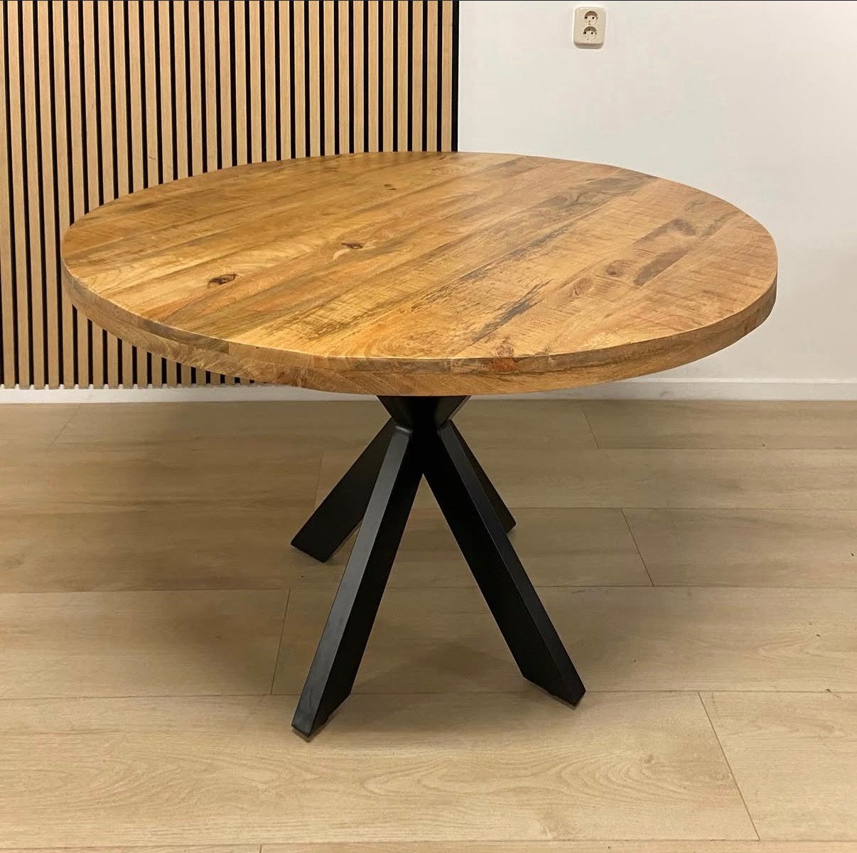 Nieuwe Mangohouten eettafel Ovaal & Rond met zwarte poot, Ophalen, Nieuw, Ovaal, Ovaal rond eettafel eetkamertafel tafel massief hout X poot