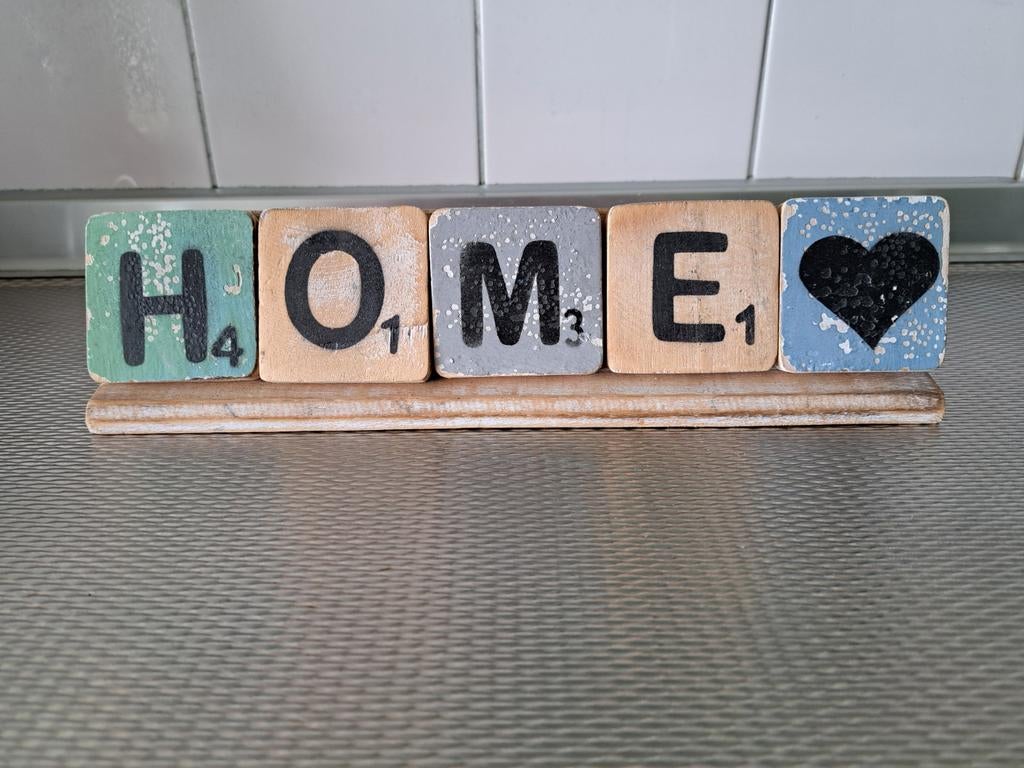 Deco houten plank met tekst HOME️ breed 30 cm / hoog 9 cm, Ophalen of Verzenden
