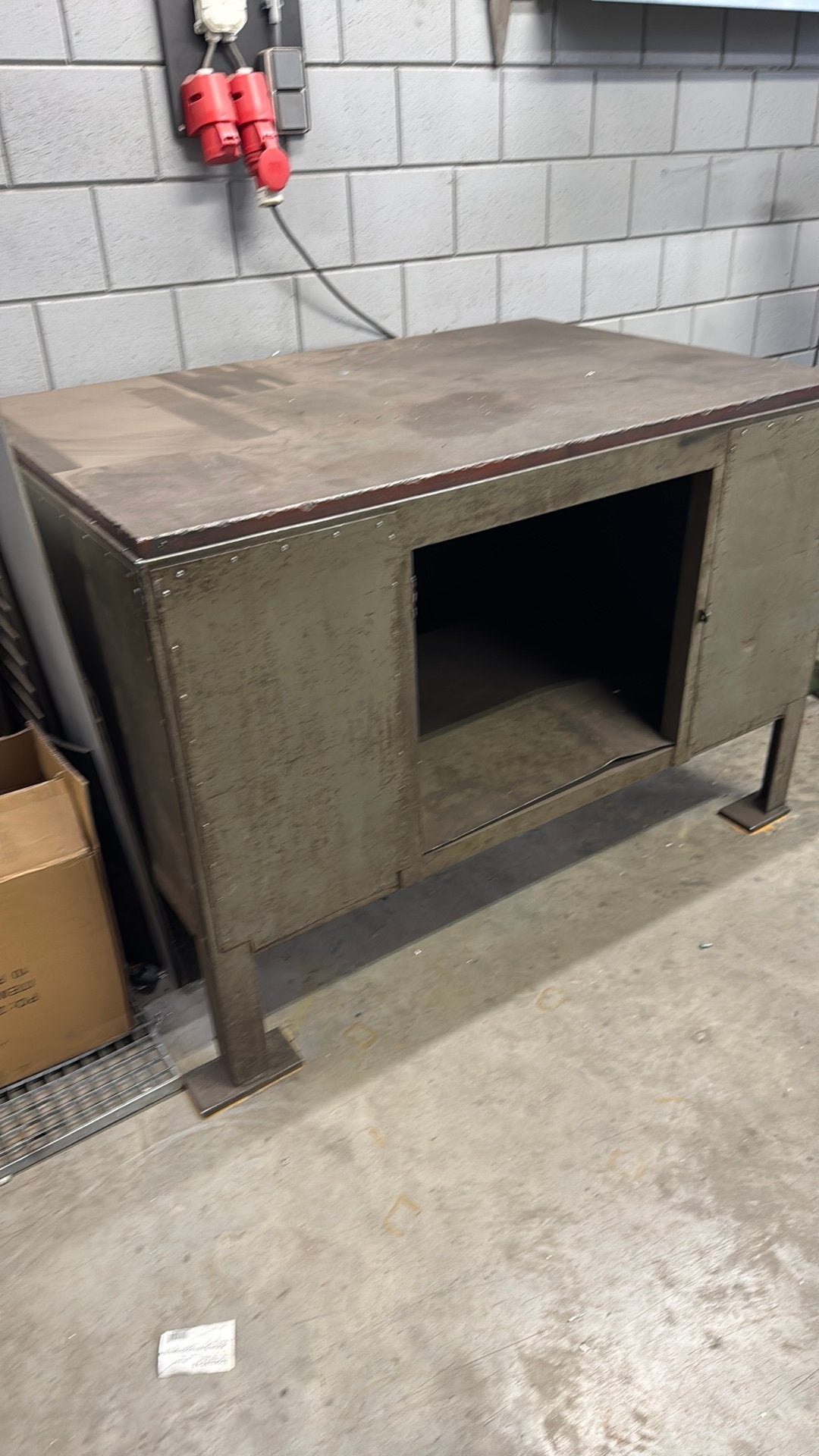 Robuuste Gietijzeren Vlaktafel / Werkbank, Ophalen, Gebruikt, 120 tot 170 cm