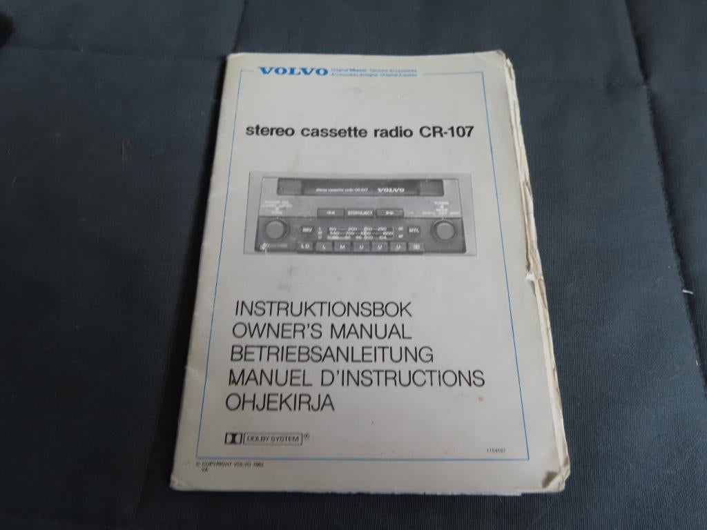 Volvo instruktie boekje voor cassette radio, Ophalen of Verzenden