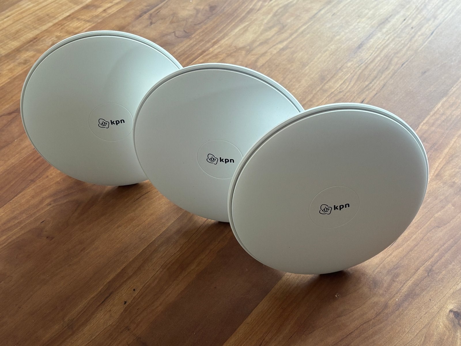3 KPN SuperWifi punten inclusief adapters, Computers en Software, Routers en Modems, Ophalen of Verzenden, Zo goed als nieuw, Router
