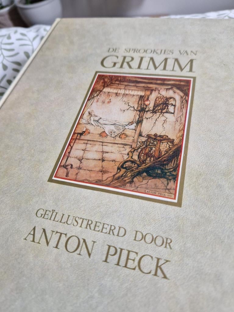 De Sprookjes van Grimm, door Anton Pieck, Efteling, Verzamelen, Efteling, Ophalen of Verzenden, Zo goed als nieuw, Gebruiksvoorwerp
