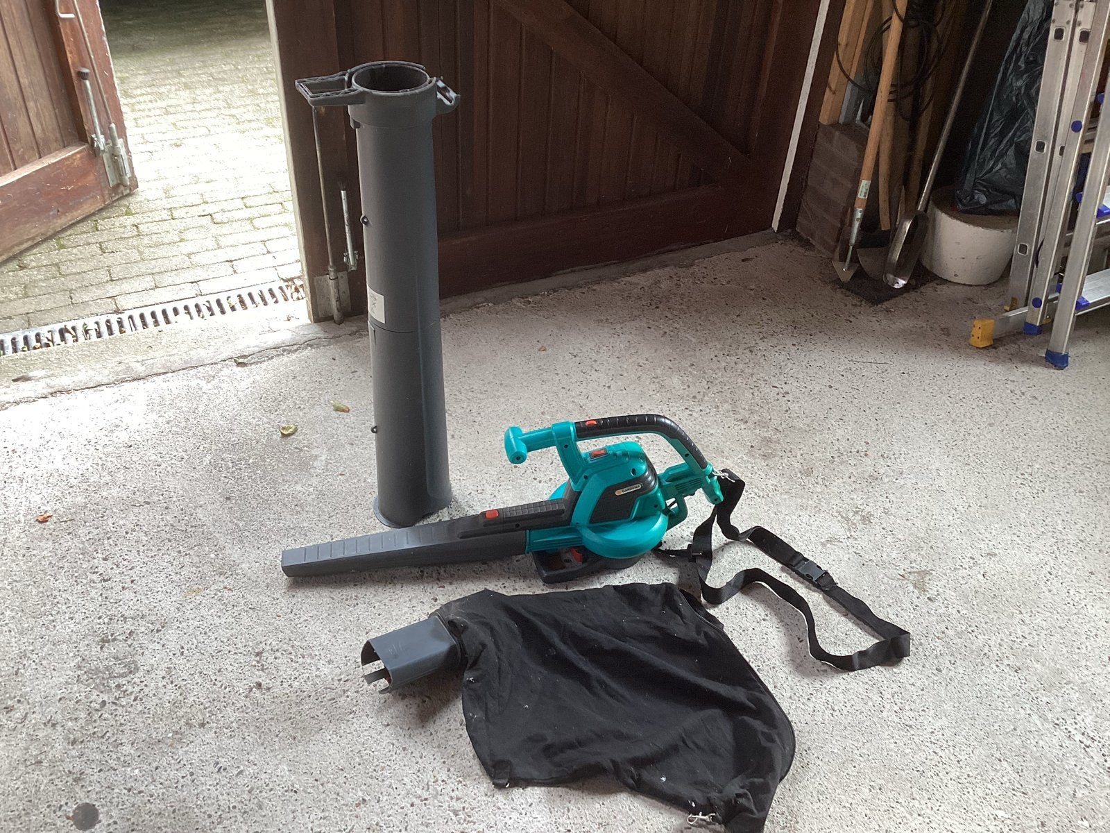 Gardena Elektrische Bladblazer/Bladzuiger, Ophalen, Gebruikt, Handgedragen, Met opvangzak