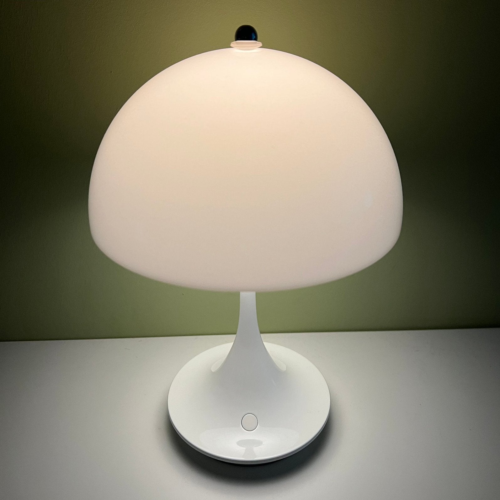 Louis Poulsen Panthella 160 Portable LED 27k Opal V2, Ophalen, Overige merken, Wit, Met schakelaar
