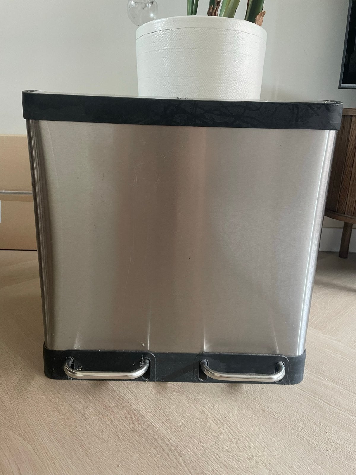 Dubbele RVS Pedaalemmer - 2x 20 Liter, Ophalen, Gebruikt, Met pedaal, 50 tot 75 cm