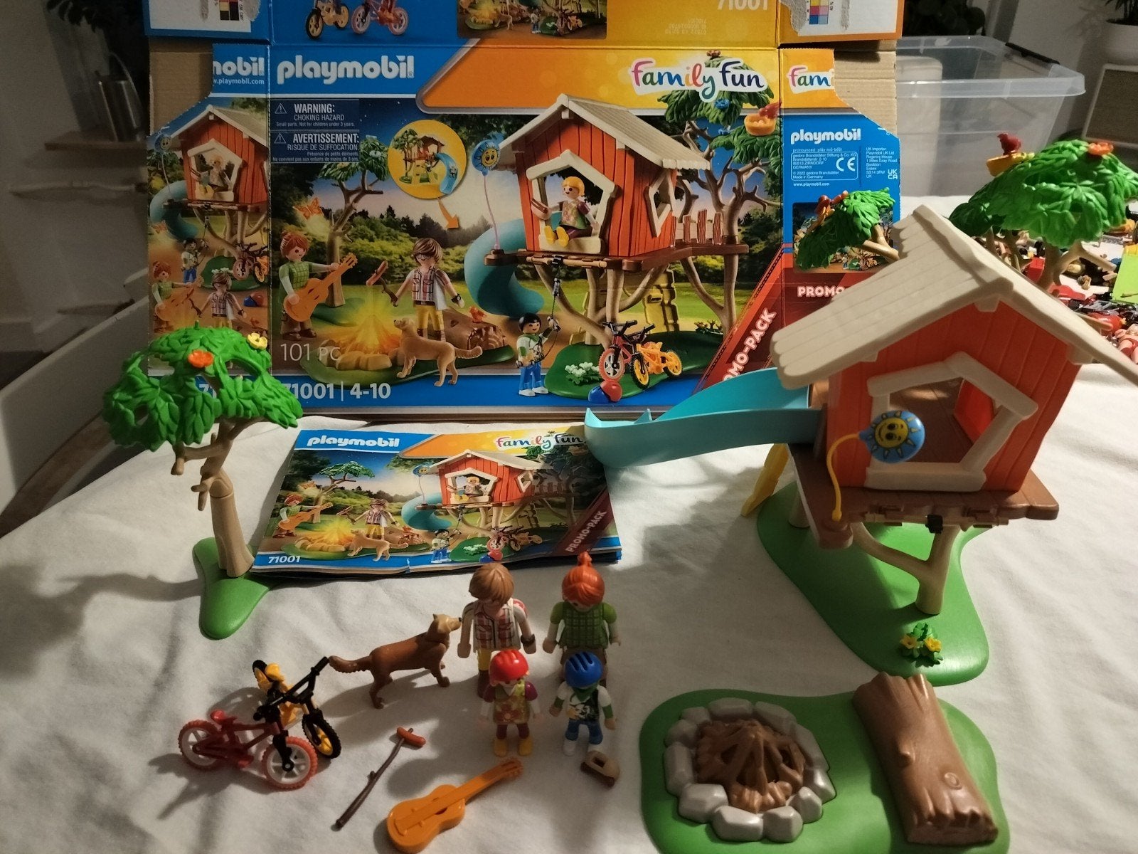 Playmobil Family Fun Boomhut met kampvuur en accessoires, Ophalen of Verzenden, Zo goed als nieuw, Jongen of Meisje