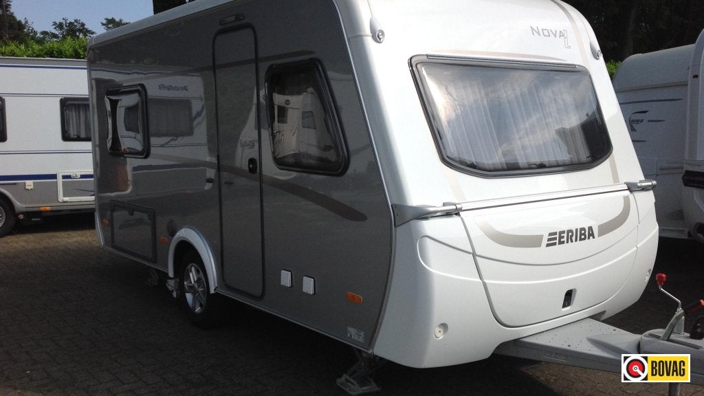 Eriba Nova Light Delight 465 met Mover, Caravans en Kamperen, Caravans, Standaardzit, Schokbreker, Overige typen, 5 tot 6 meter