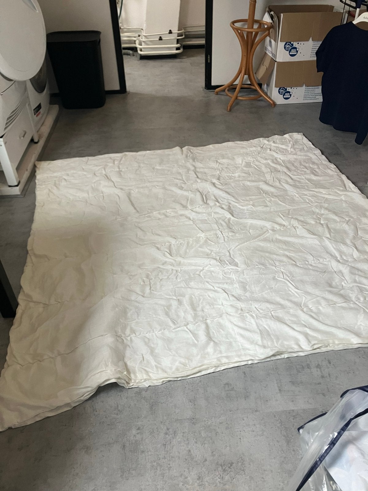 Dun dekbed 200x200 - Gebruikt en gewassen, Ophalen, Gebruikt, Wit, Overige materialen