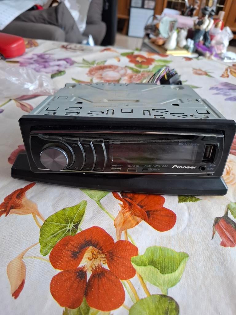 Autoradio te koop, Ophalen