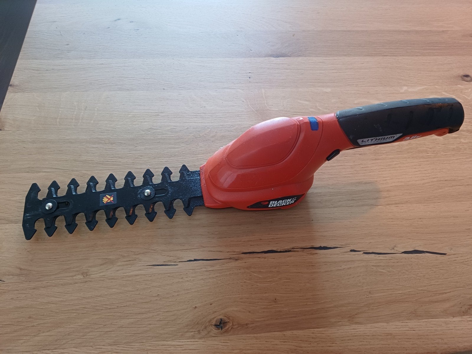 Black&Decker struikschaar, Tuin en Terras, Heggenscharen, Accu, Ophalen of Verzenden