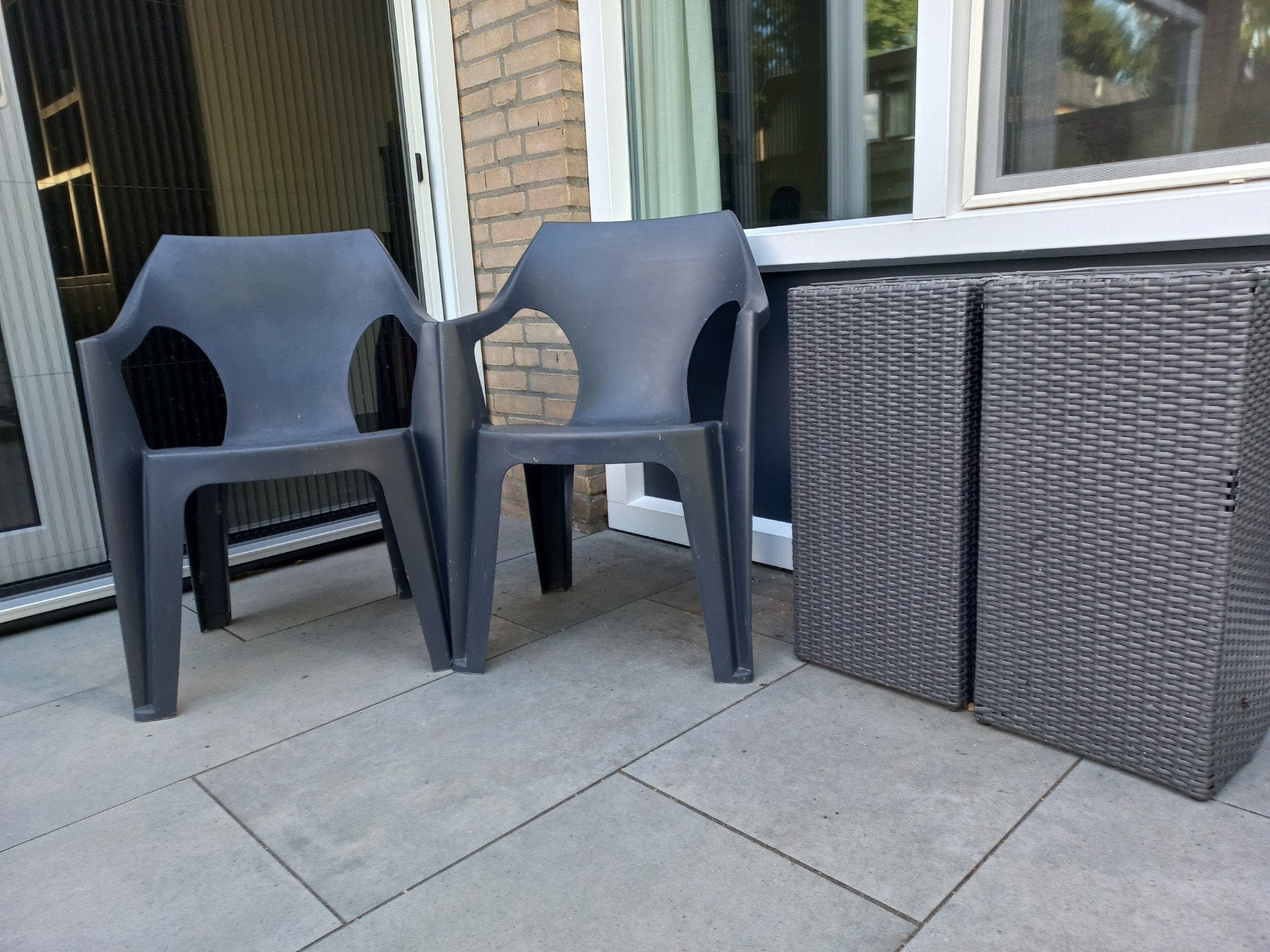 2 kunststof stoeltjes, Tuin en Terras, Ophalen, Gebruikt, Kunststof