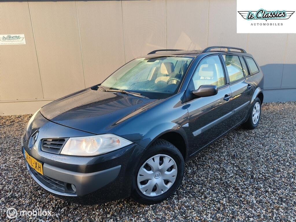 Renault Megane Grand Tour 1.6-16V Tech Line, Auto's, Gebruikt, 4 cilinders, Handgeschakeld, Euro 4