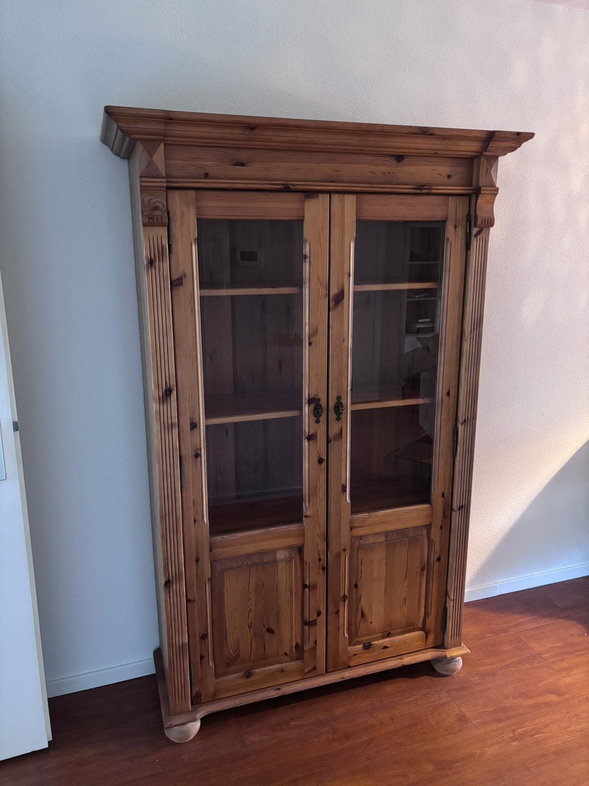Buffetkast met glazen deuren, Antiek en Kunst, Ophalen
