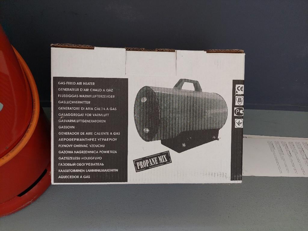 Hete lucht brander op lpg, Ophalen, 500 tot 800 watt, Kachel, Minder dan 60 cm