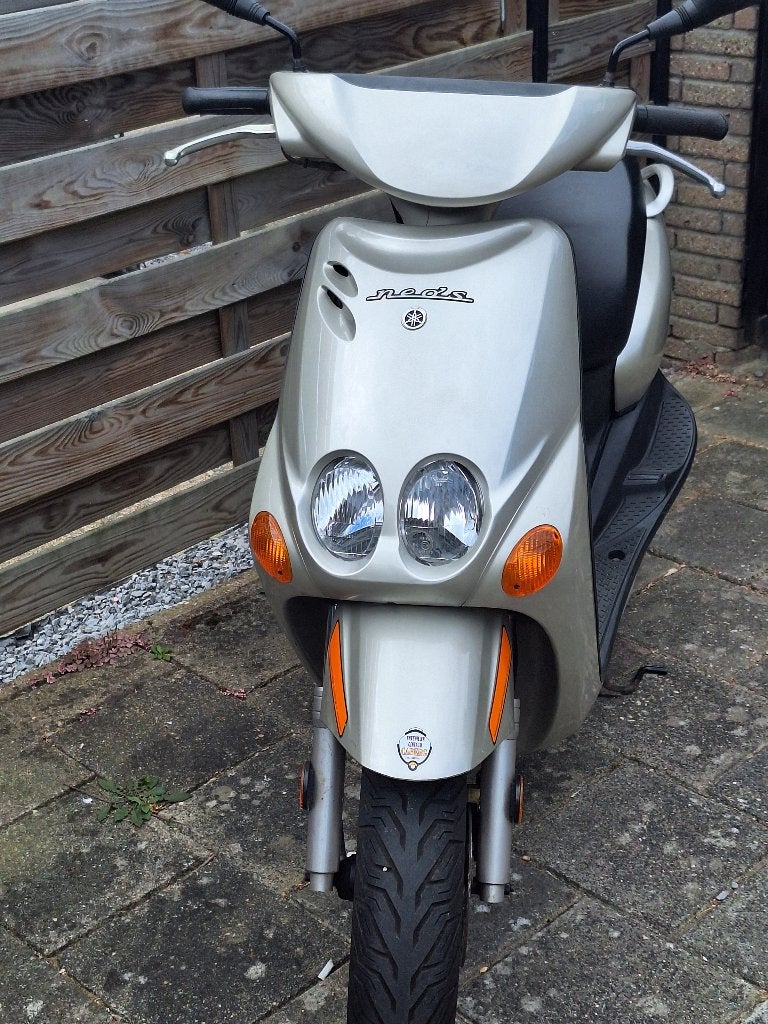 yamaha neos snor, Fietsen en Brommers, Scooters | Yamaha, Ophalen, Zo goed als nieuw, Benzine, Overige modellen