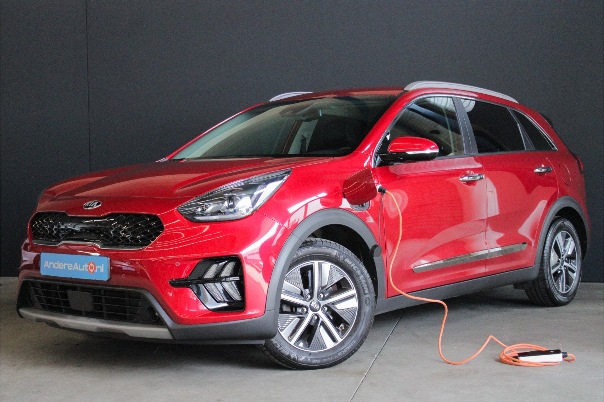 Kia Niro 1.6 GDi PHEV DynamicPlusLine |trekhaak|dealer onder, Gebruikt, Zwart, Leder en Stof, Automatische klimaatregeling