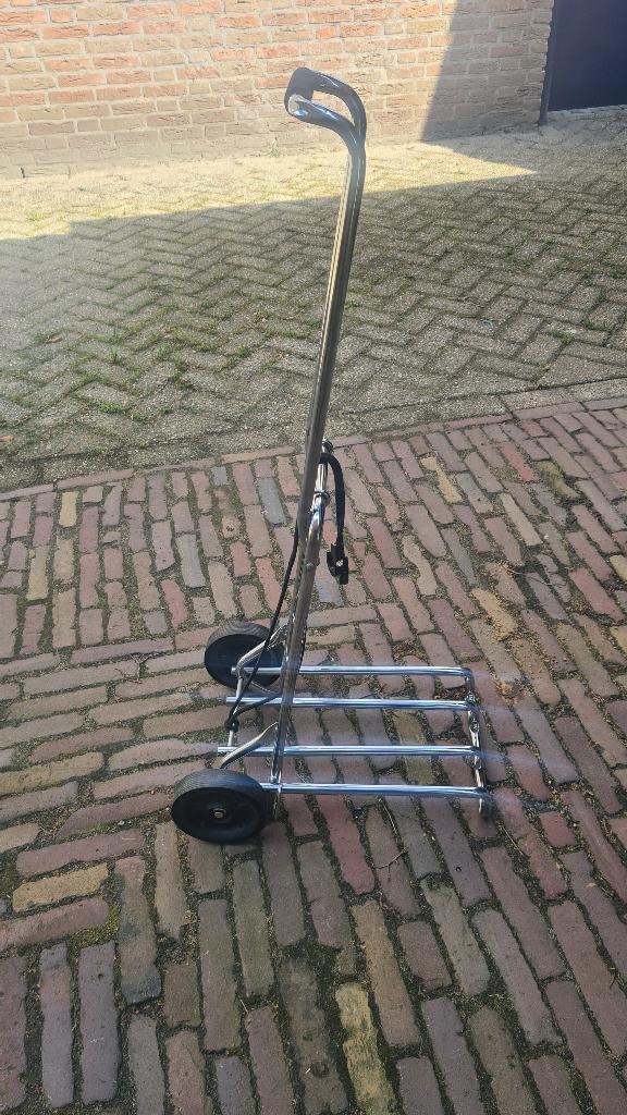 steekwagen inklapbaar € 10.00, Minder dan 60 liter, Ophalen of Verzenden, Zo goed als nieuw, Steekwagen
