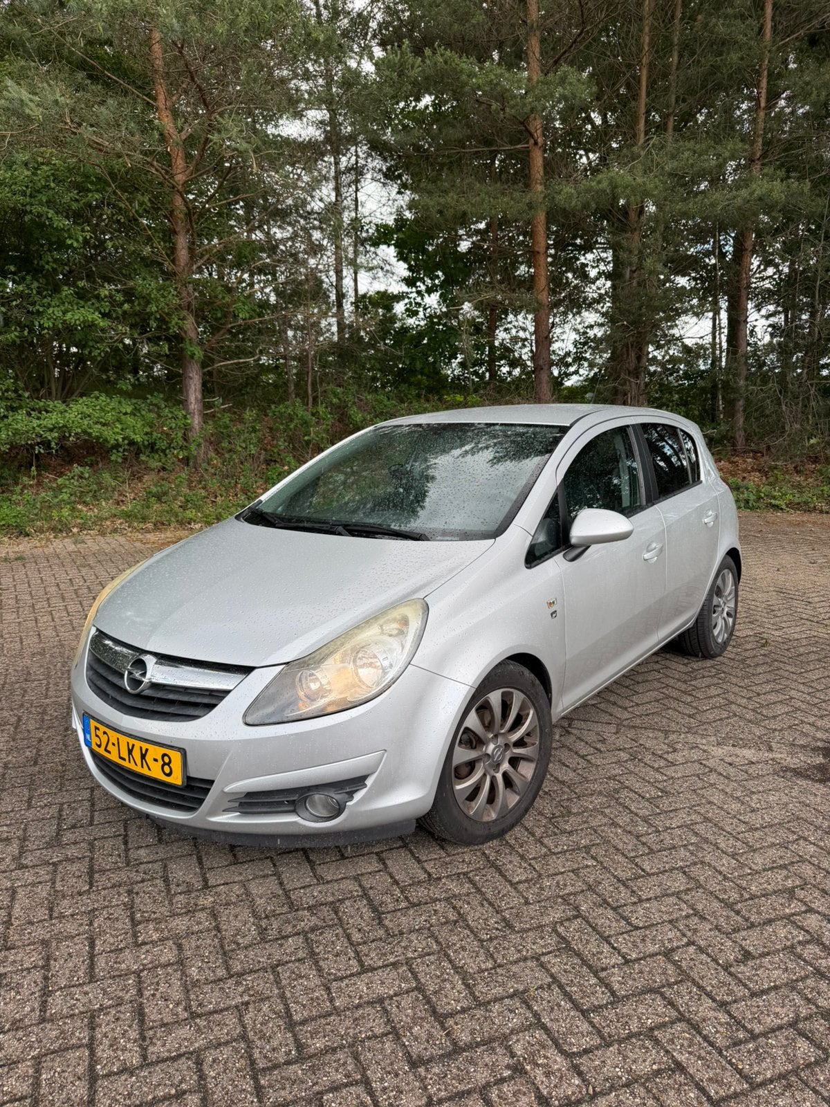 Opel Corsa 1.4 16V 5D 2010 111 Edition Grijs  APK 20-06-2027, Auto's, Opel, Voorwielaandrijving, 1063 kg, 1398 cc, 4 cilinders