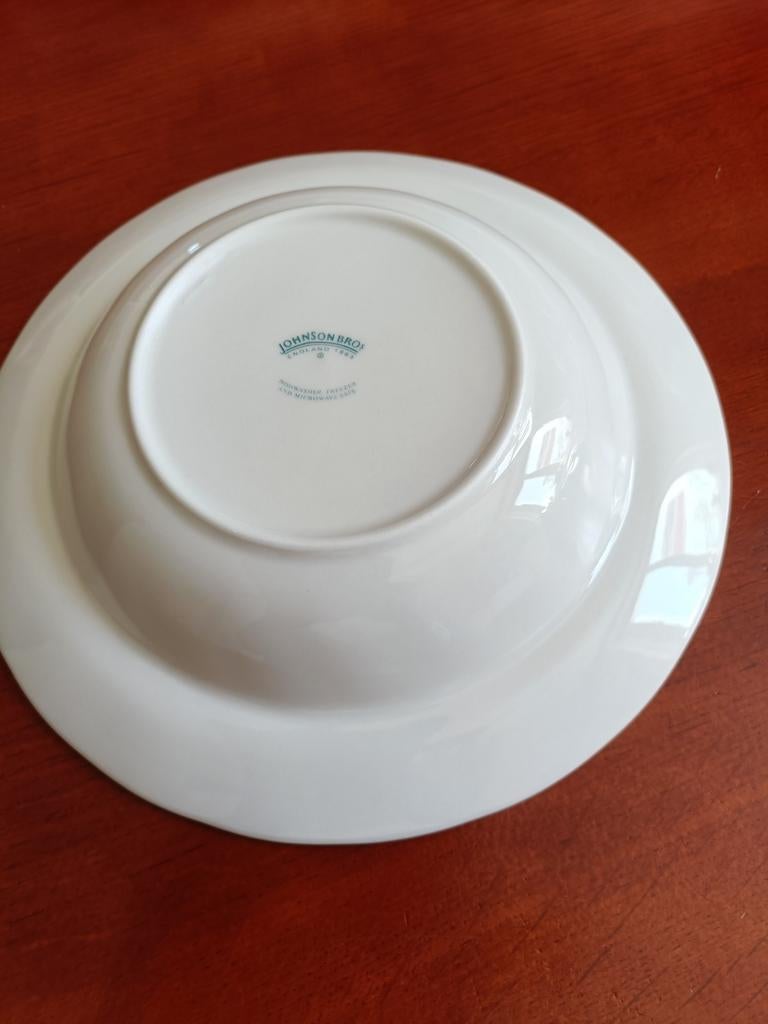 12 Johnson Bros Borden borden Rose chintz, Huis en Inrichting, Keuken | Servies, Ophalen, Zo goed als nieuw, Bord(en), Overige stijlen