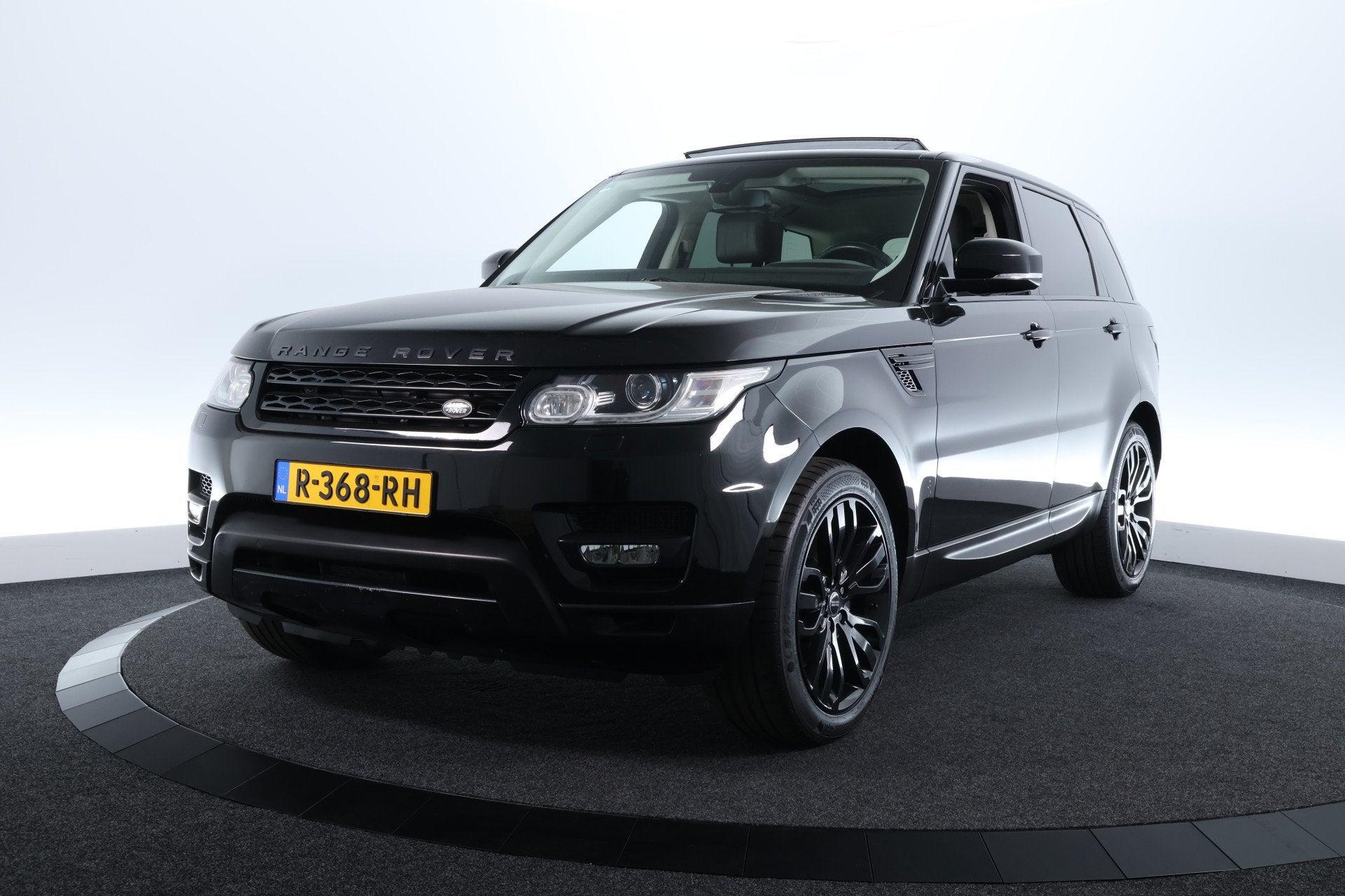 Land Rover Range Rover Sport 3.0 TDV6 HSE Dynamic |PANO|TREK, 249 pk, Gebruikt, 2993 cc, 255 €/maand
